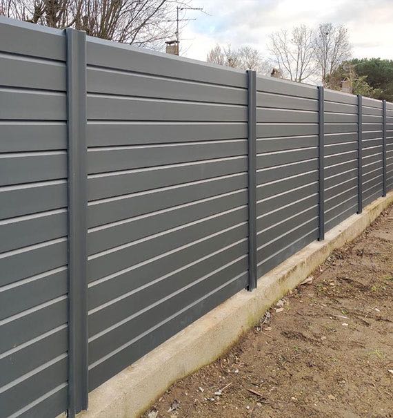 Clôtures résidentielles persienne en aluminium