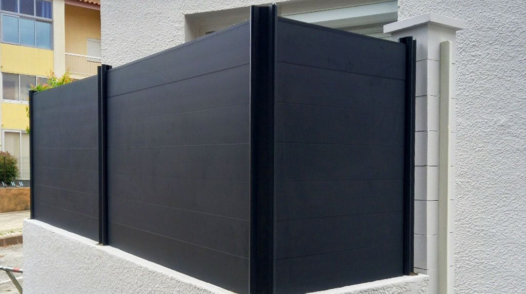 Clôtures résidentielles pleine en aluminium