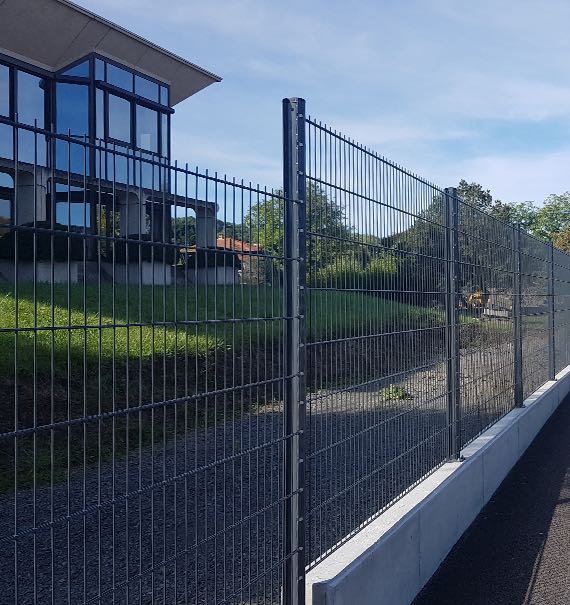 Clôture panneaux rigide double fils