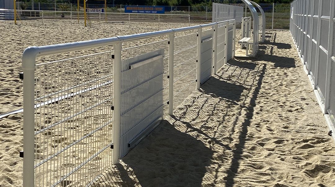 Clôture sportive main courante terrain foot