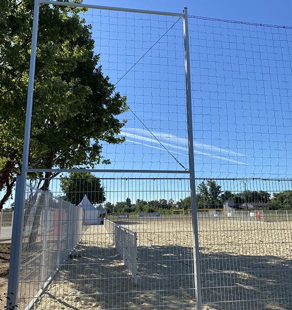 Pare-ballon terrain de foot